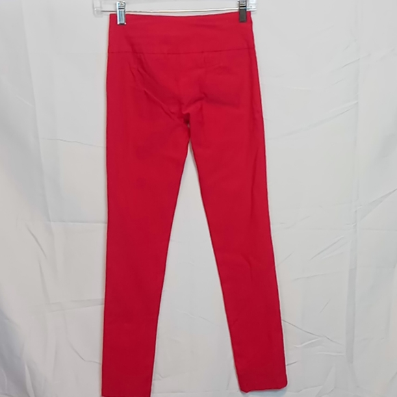 Girls stretchy pants size medium - Picture 4 of 4